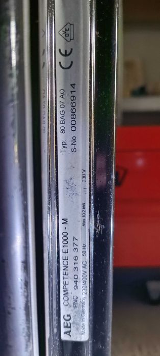 Piekarnik + płyta indukcyjna do zabudowy firmy AEG