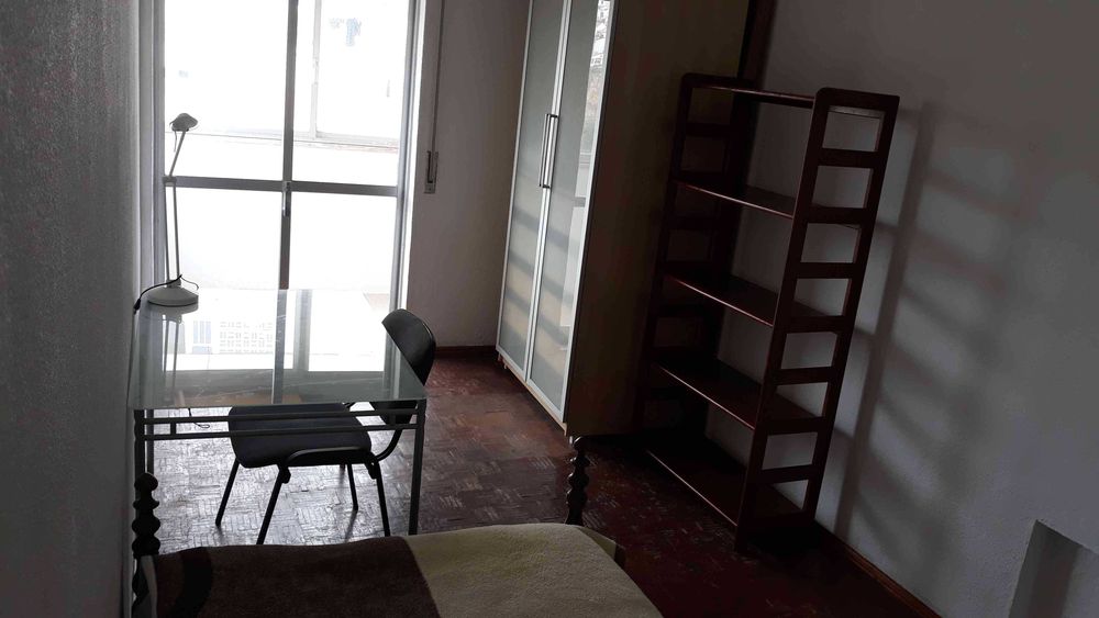 Quarto Individual em Lisboa Ajuda entre Belém e Alcântara