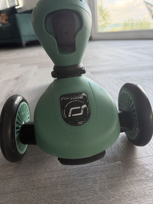 Jeździk Scoot and Ride