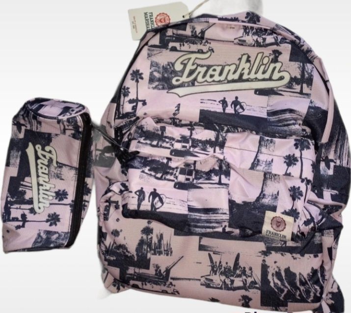 Mochilas varias marcas novas