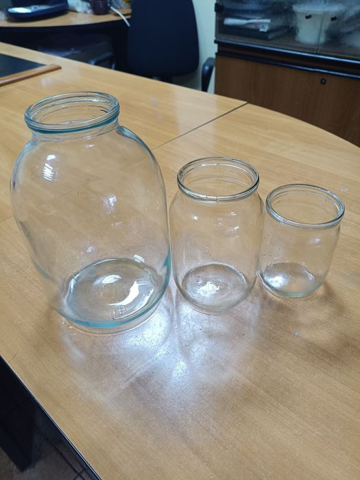 Банки скляні 0,5 .1 л.3 л.