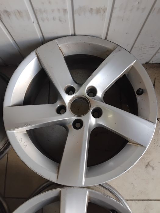 5 112 16 Borbet MED