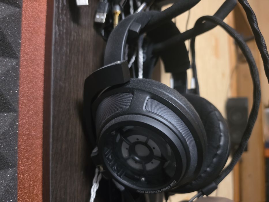 Sennheiser  hd 820