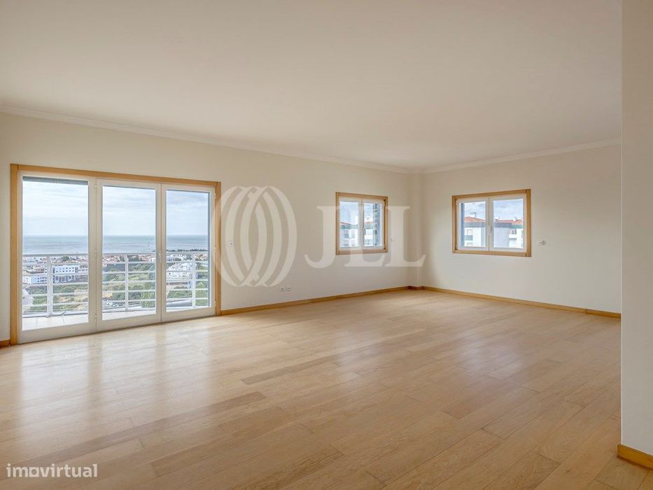 Apartamento T3 no condomínio L Towers, em Paço de Arcos