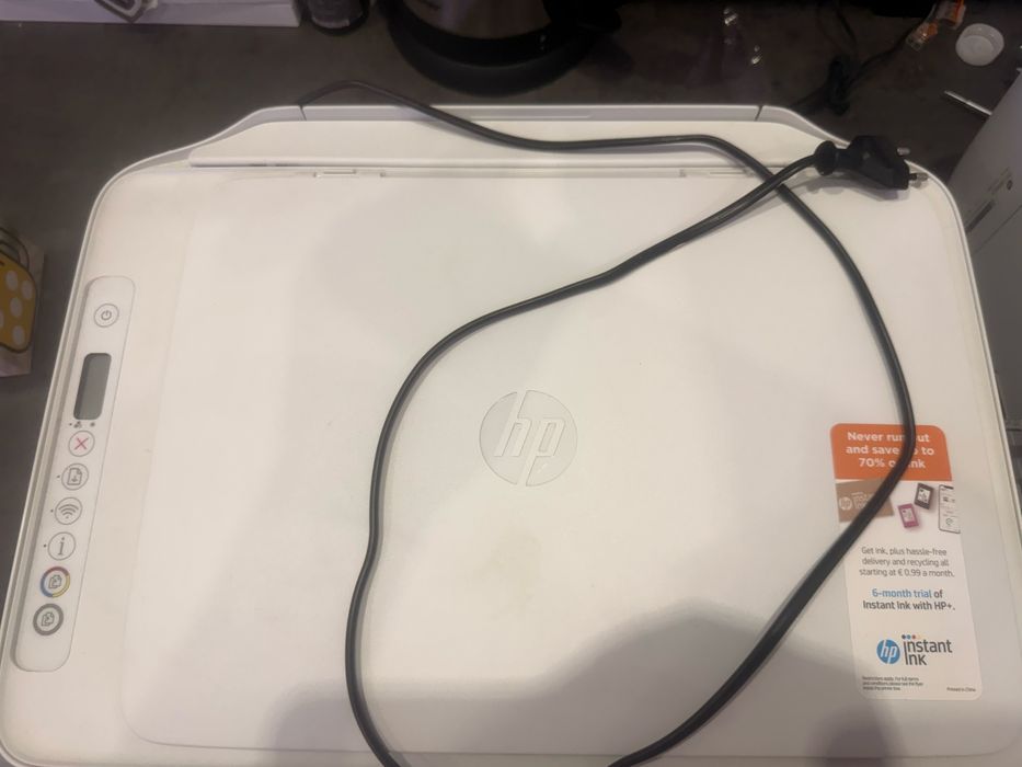 HP DeskJet 2710e