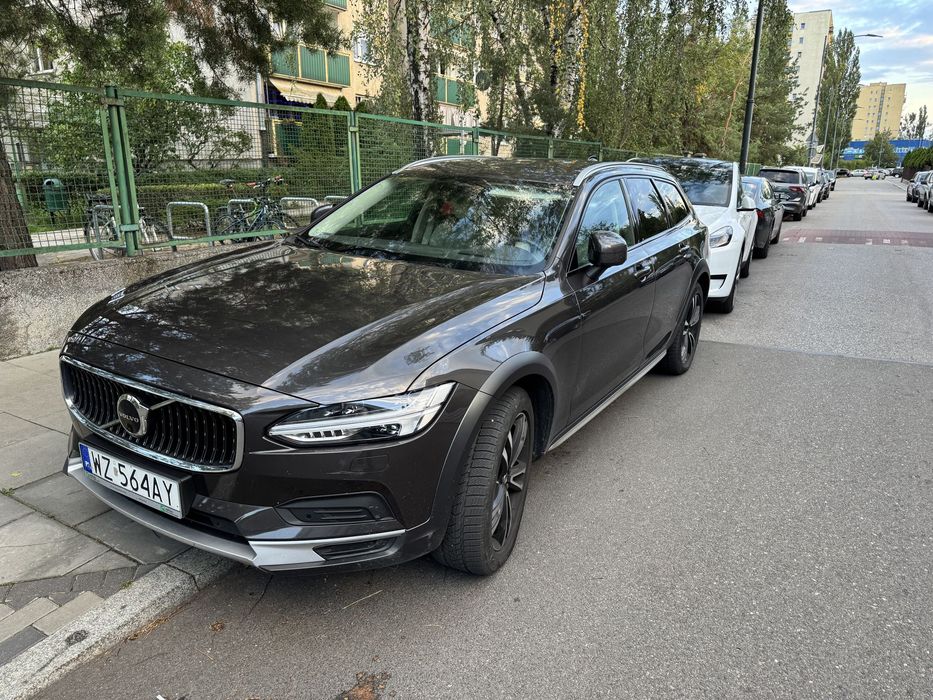 Volvo V90 Cross Country