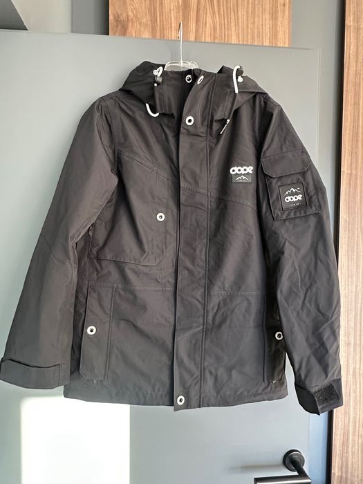 Продаю куртку Dope.