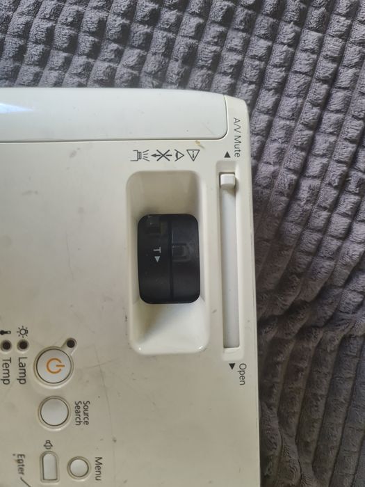 Проєктор epson 3LCD