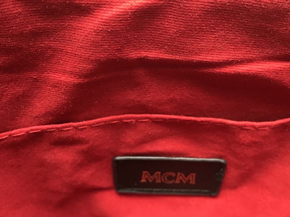 Elegancka torebka MCM na ramie cudo