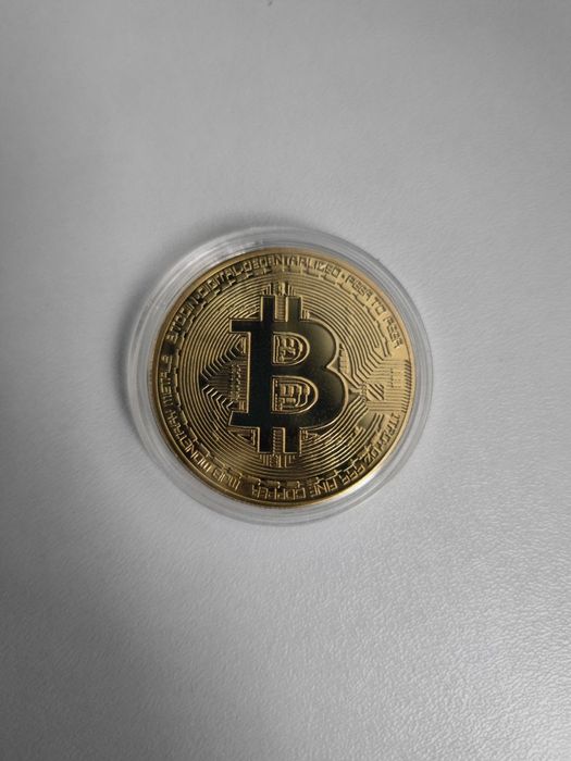 Сувенірна монета Bitcoin