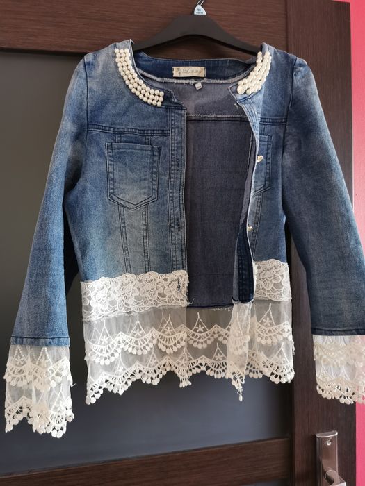 Żakiet jeansowy zapinany