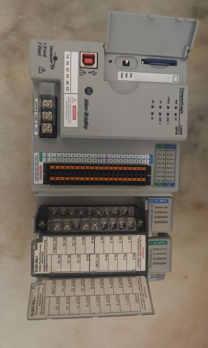 PLC RS compact Logix L24