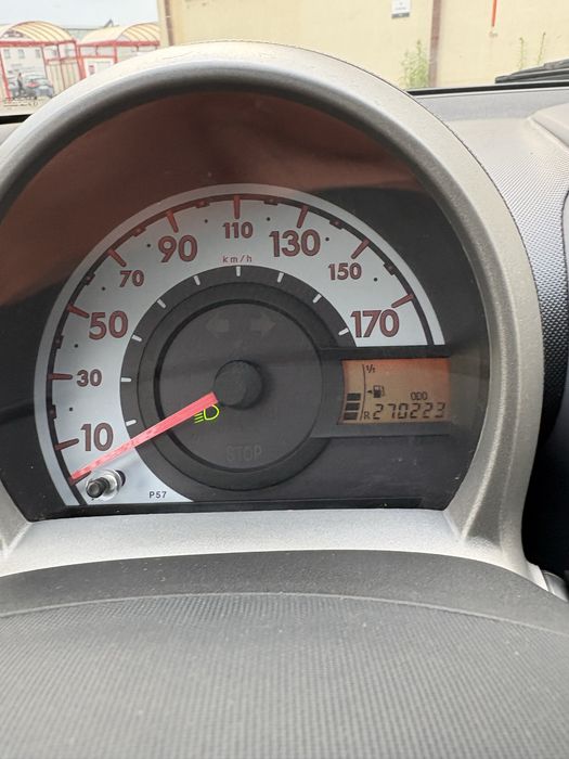 Peugeot 107 2005 rok