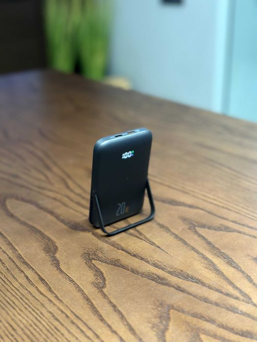 Магнітний Power Bank 10000mAh MagSafe 20W з підставкою та дисплеєм