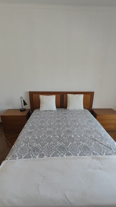 Alugo Quarto Solteiro Vale da Amoreira