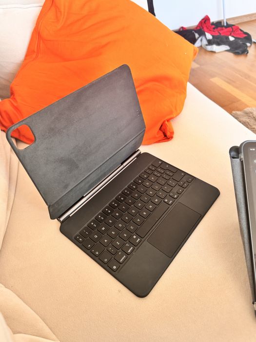 Ipad pro 11 3gen. + magic keybord + apple pen + etui moshi