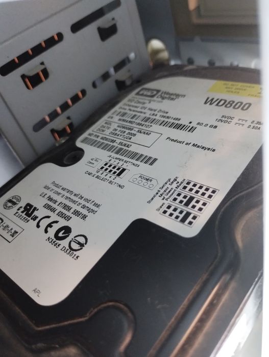 Системный блок ПК, клавиатура, оптическая мышка