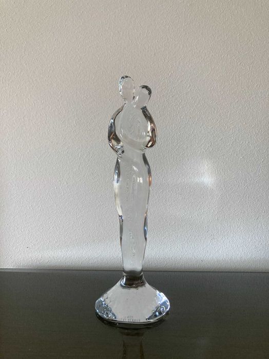 Peça de escultura em cristal "namorados" marca Vista Alegre
