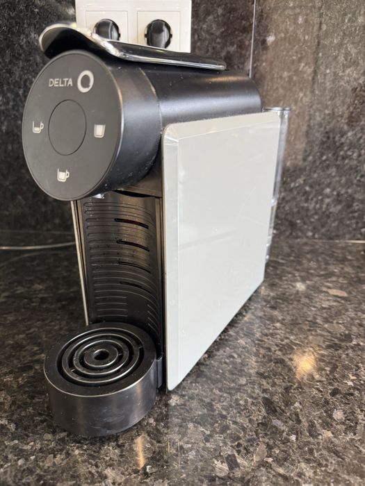 Maquina café DELTA  Q miniqool impecavel.