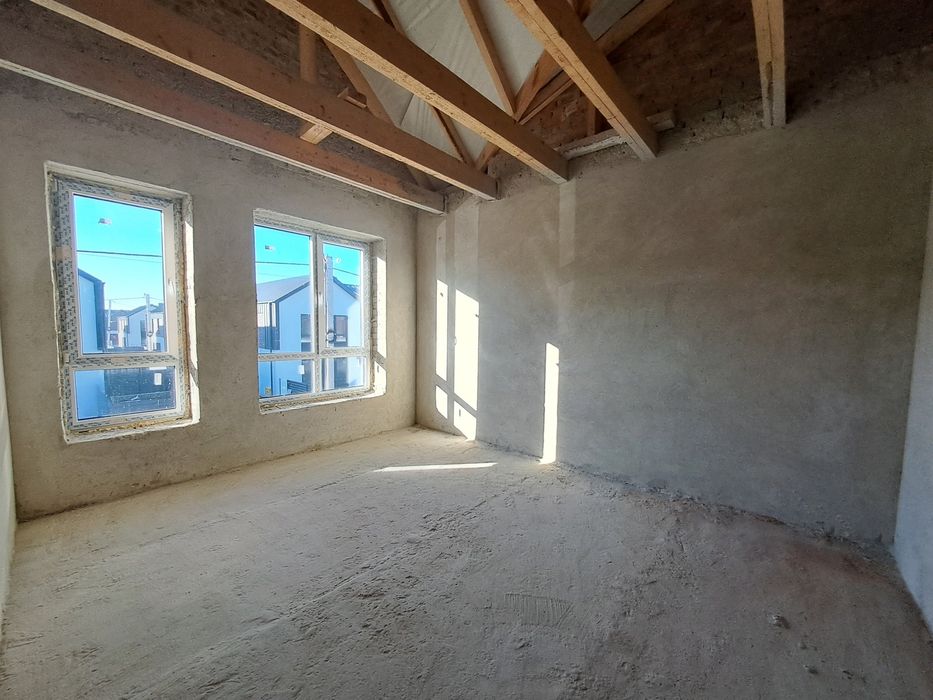 Продаж будинку у ЖК West house.