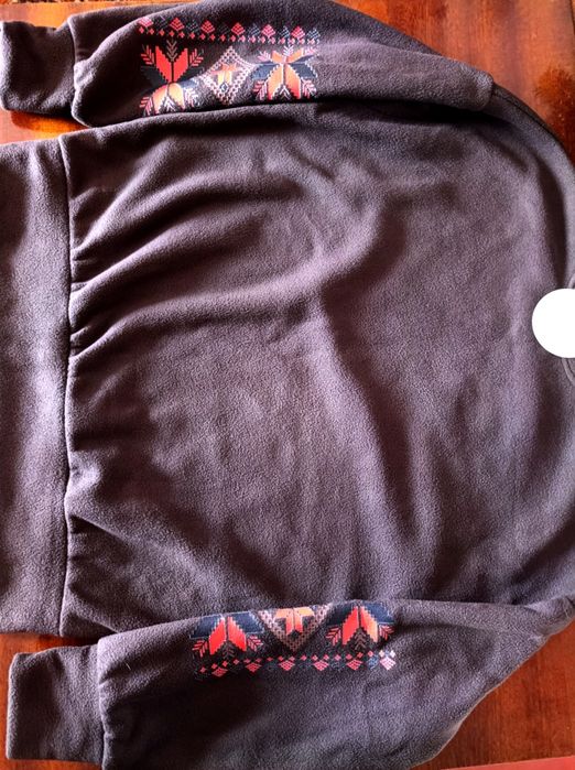 Свитер зимний размер 42-46