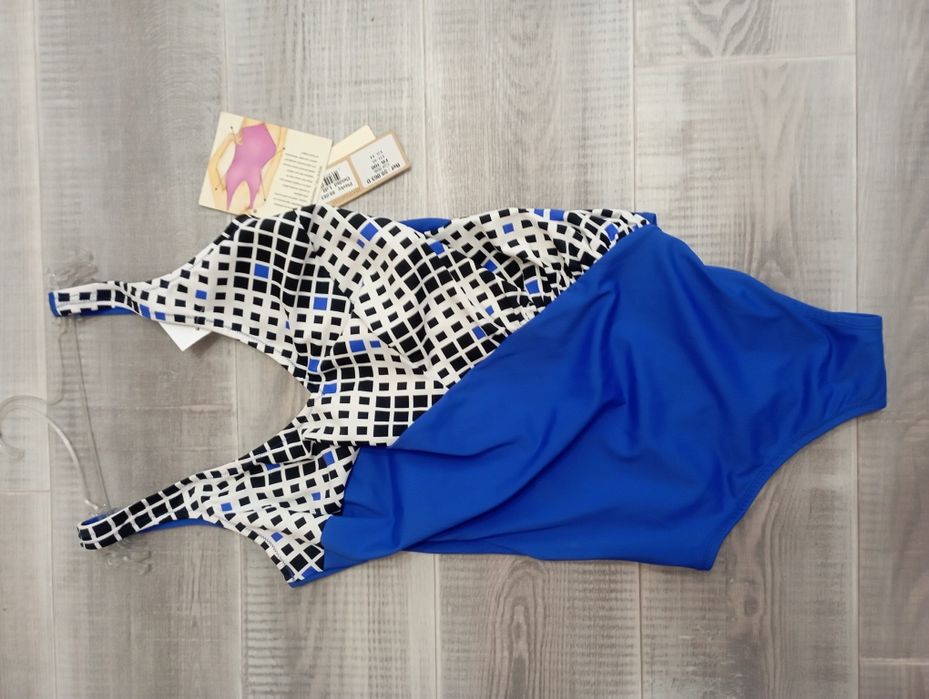 Новий суцільний купальник Deidad р. М