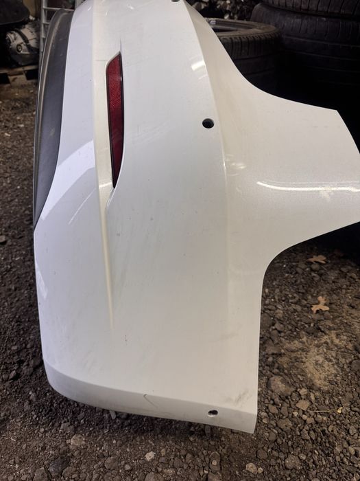 Бампер задній Tesla Model 3 білий