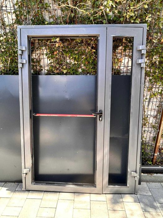 Drzwi wewnętrzne aluminiowe