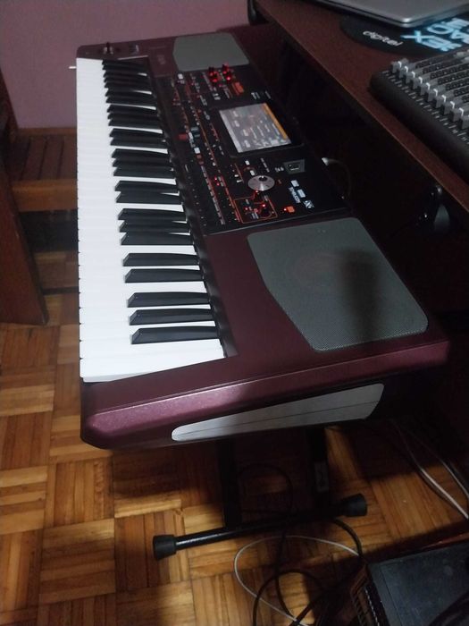 Korg PA 1000  Como novo