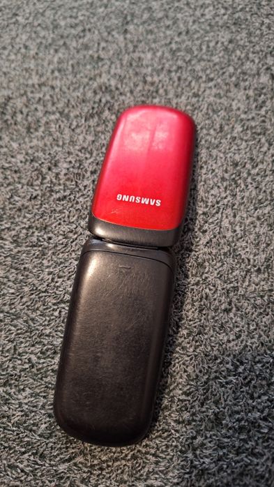 Telefon Samsung GT-E1150 RED Bez simlock! Polskie Menu. + Ładowarka!