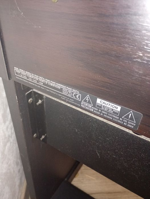 Pianino Technics