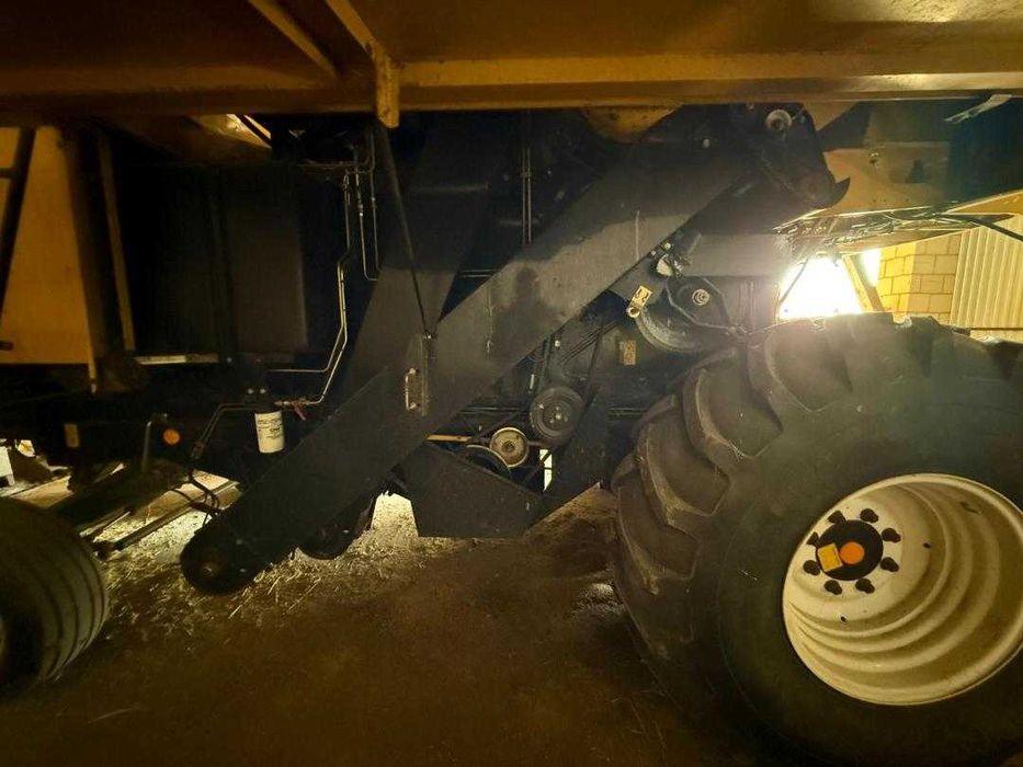 Kombajn zbożowy New Holland TC5050 1 właściciel-igła  (5040,5060)