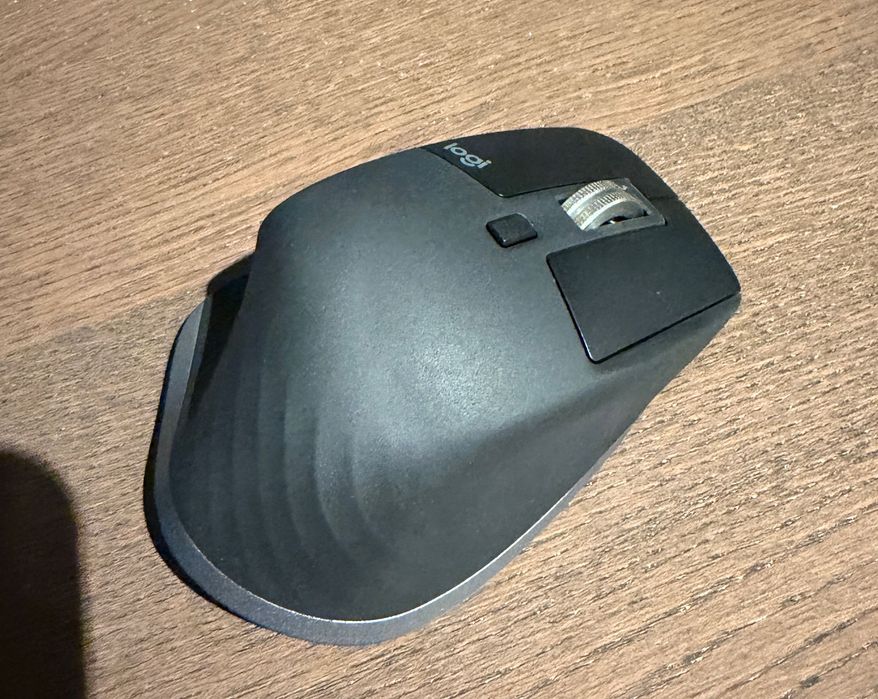 Rato Logitech MX Master 3S (Bluetooth)