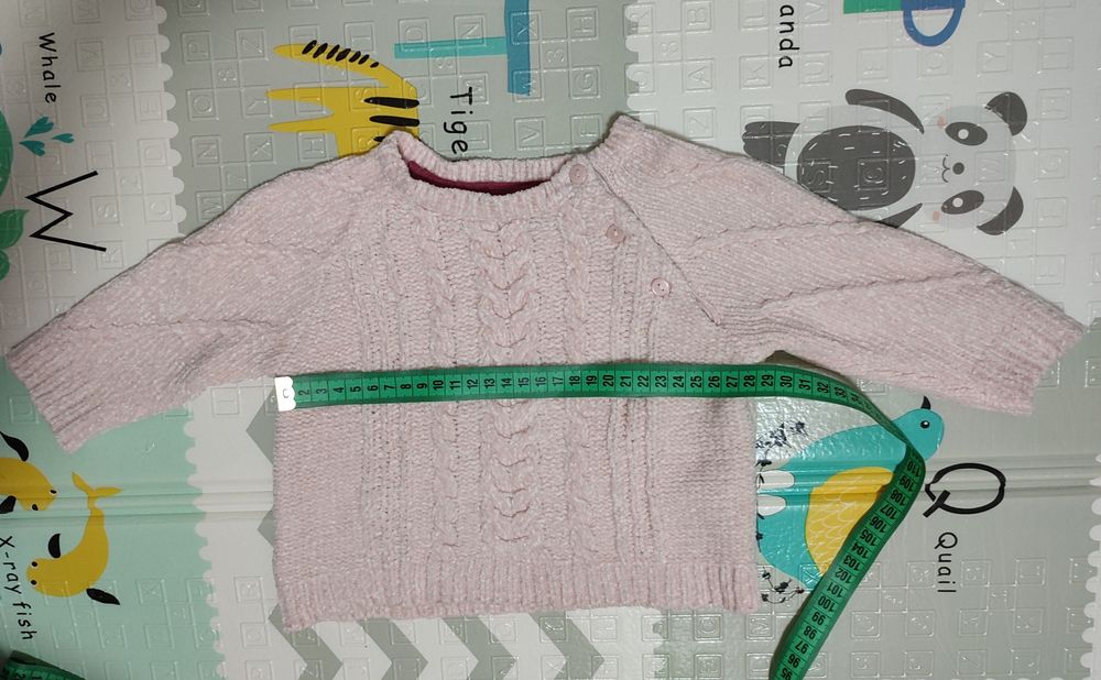 Светр для дівчинки