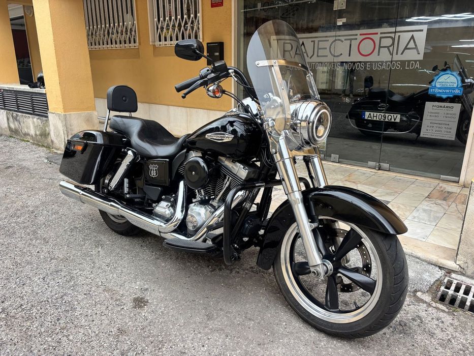 Harley-Davidson FL  Switchback