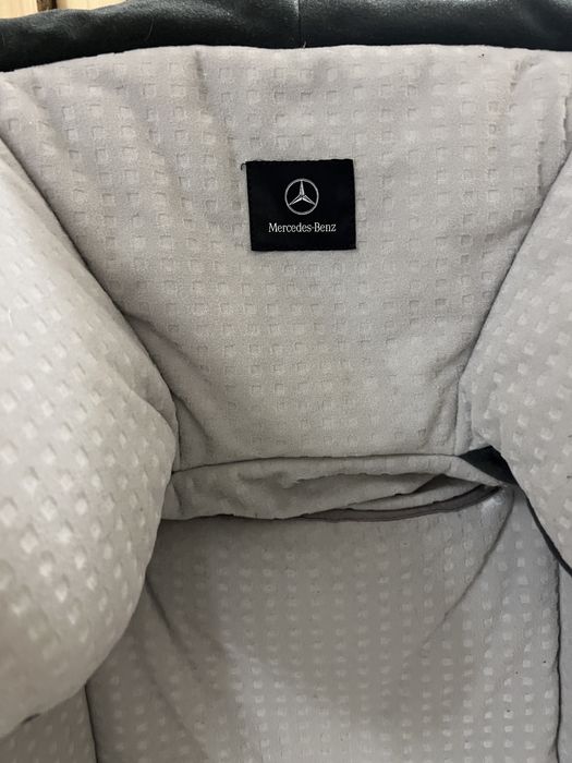 Дитяче автокрісло Mercedes
