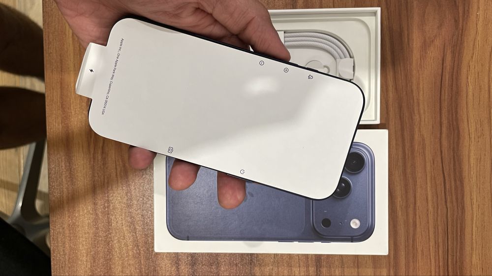 iPhone 17 Pro - Deep Blue 512GB