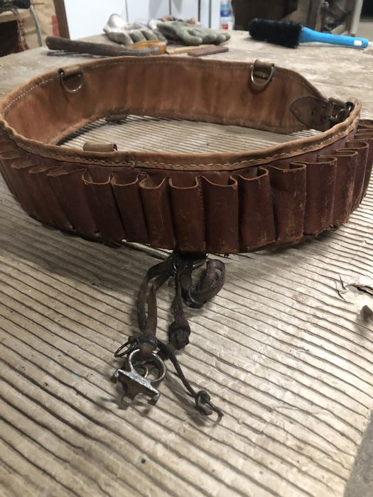 Cartucheira em couro