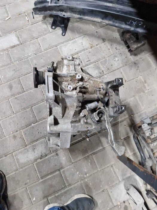 коробка передач 1.6 16V HXL Шкода фабиа VW Polo Skoda Roomster 1.6 MPI