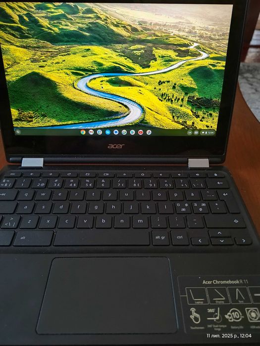 Нетбук Acer c738t