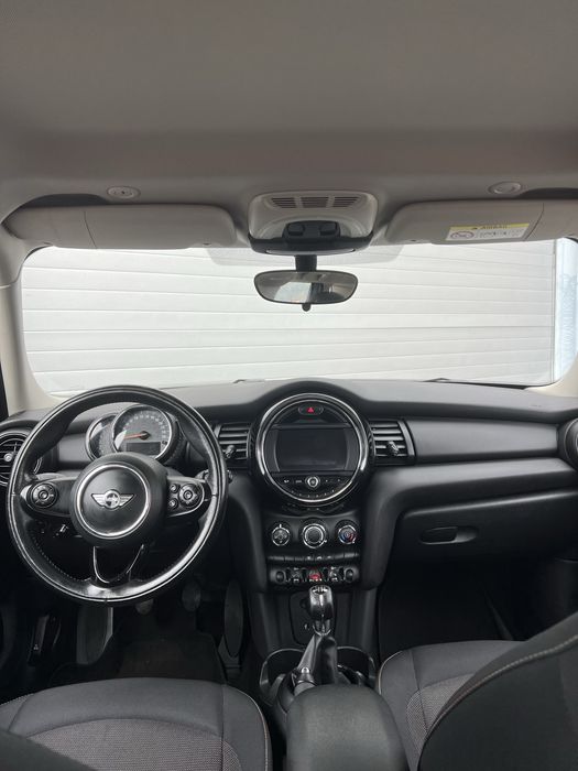 MINI COOPER D 5 PORTAS