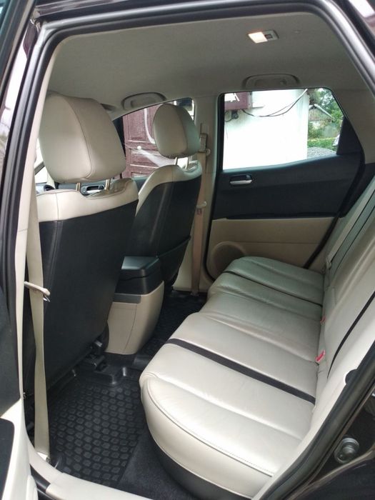 Продам Mazda CX7