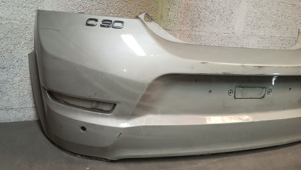 Vendo parachoque de trás Volvo C30 ano 2006/13