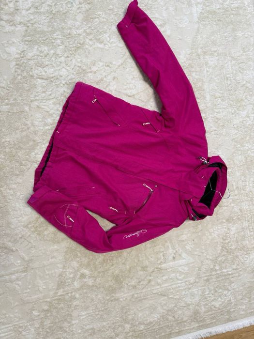 Лижна куртка в дуже хорошому стані