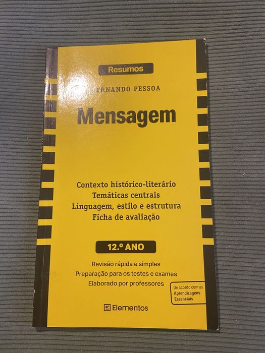 Livro de resumo da Mensagem de Fernando Pessoa.