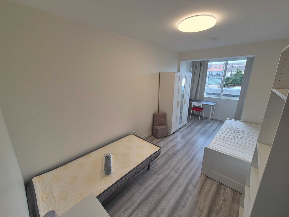 Quarto individual ( apartamento 100m2 renovado) V.N.Gaia