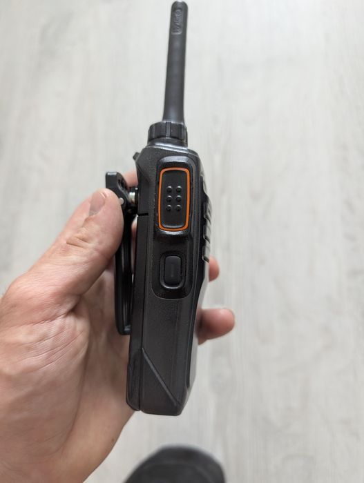 Radio Hytera PD505