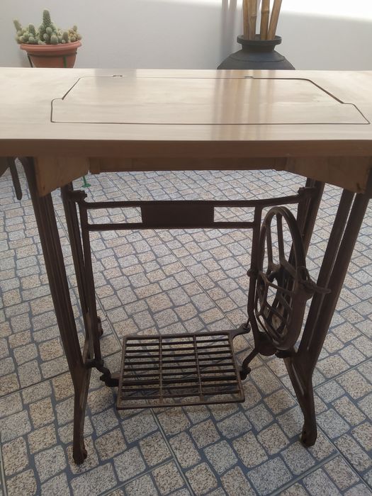 Vendo maquina costura