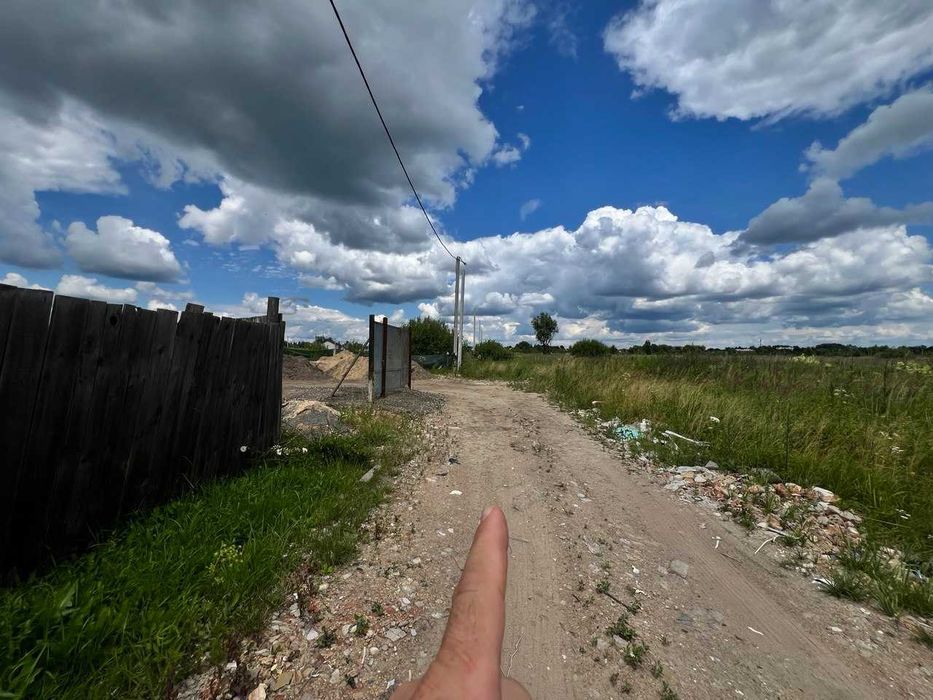 Продам ділянку 10 сот в смт Димер