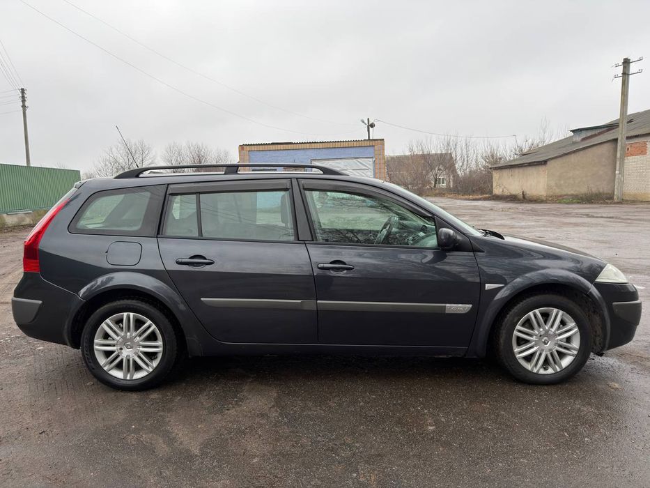 Продам Рено Меган на автомате